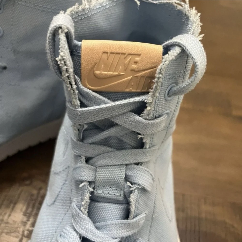 Jordan 1 Retro High Deconstructed 